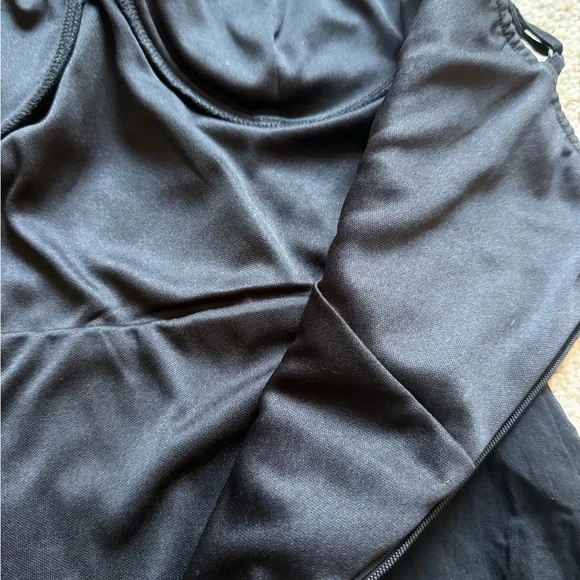 Black mini dress! - Picture 4 of 6